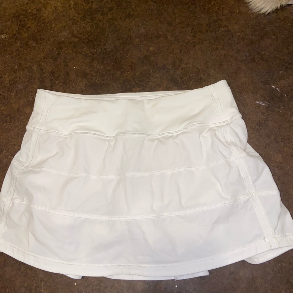 white lululemon skirt